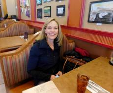 Customer enjoying lunch at Georgie V's Pancakes & More in Northbrook