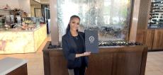 Friendly hostess at Pella Signature Restaurant in Burr Ridge