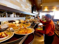 Another busy lunch at Kappy's American Grill in Morton Grove